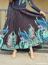 Black Canopy Skirt Set